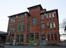 A walk along the Gyöngyös into the world of mills and old factories - Mobil guide walk